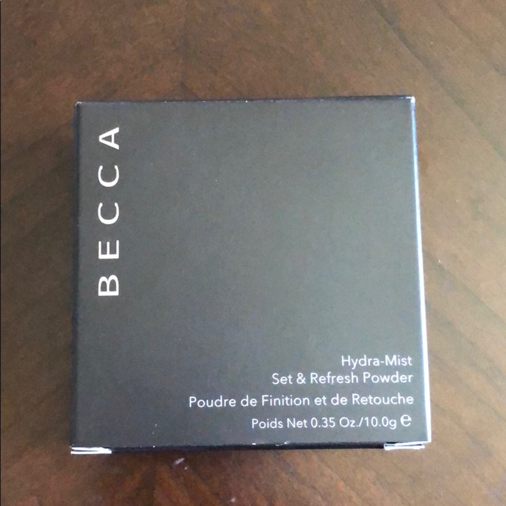 Becca Set & Refresh Powder
